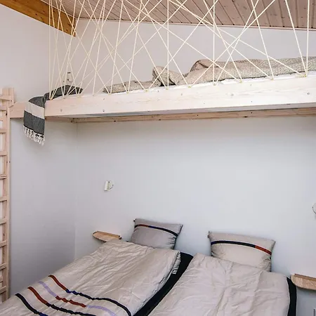 12 Person In Holiday home