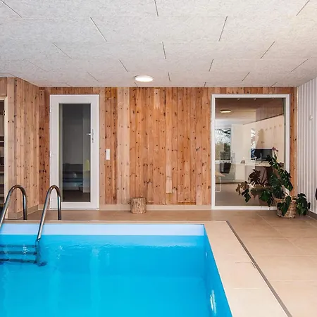 Casa vacanze 12 Person In Ebeltoft