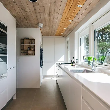 12 Person In Holiday home